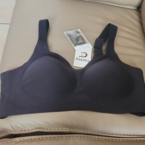 Women's Black Seamless Bra